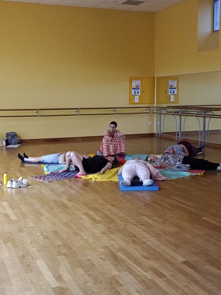 Séance de rentrée de Yoga du Rire avec Stéphanie à La Gaubretière